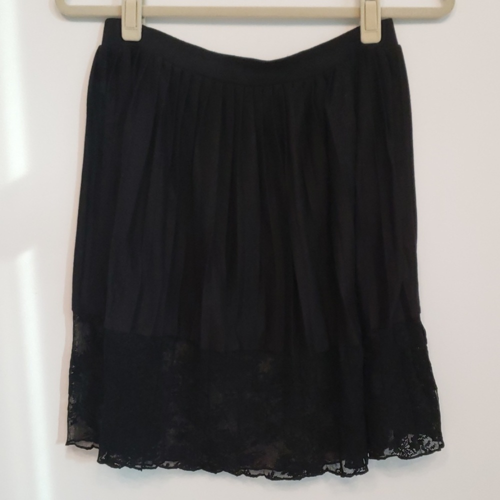 LAST CHANCE! French Connection Skirt